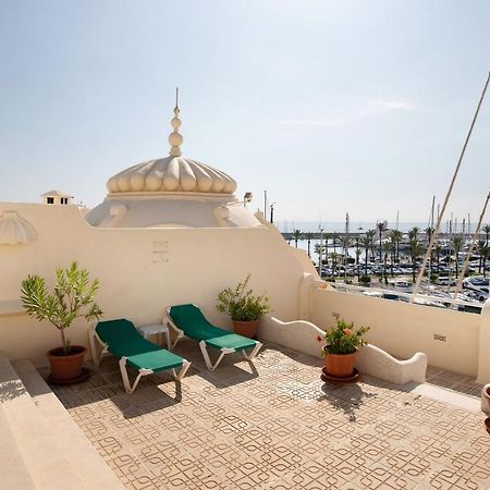 Puerto Marina Luxury Studio بينالماذينا المظهر الخارجي الصورة