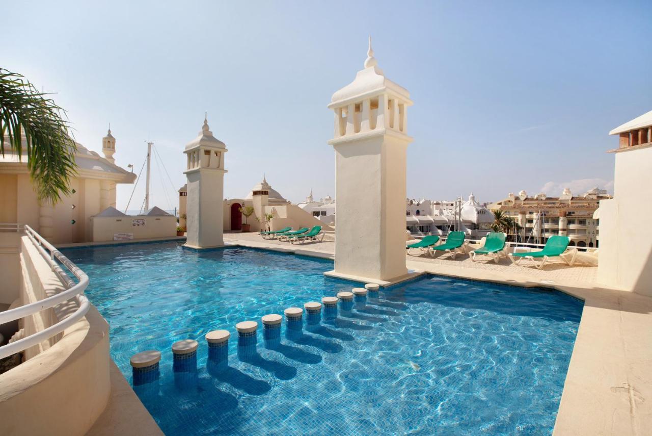 Puerto Marina Luxury Studio بينالماذينا المظهر الخارجي الصورة